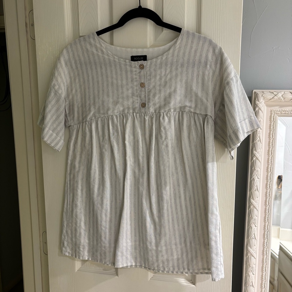 Roolee Gray Striped Button-Front Top